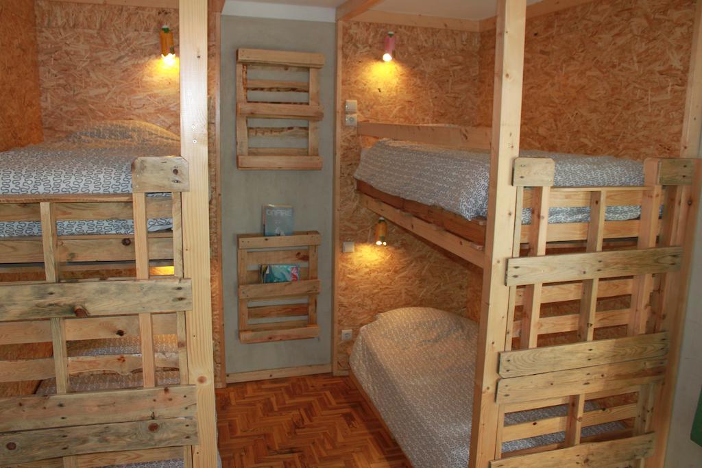 Eco Hostel - Tribo Da Praia Ferrel  Εξωτερικό φωτογραφία